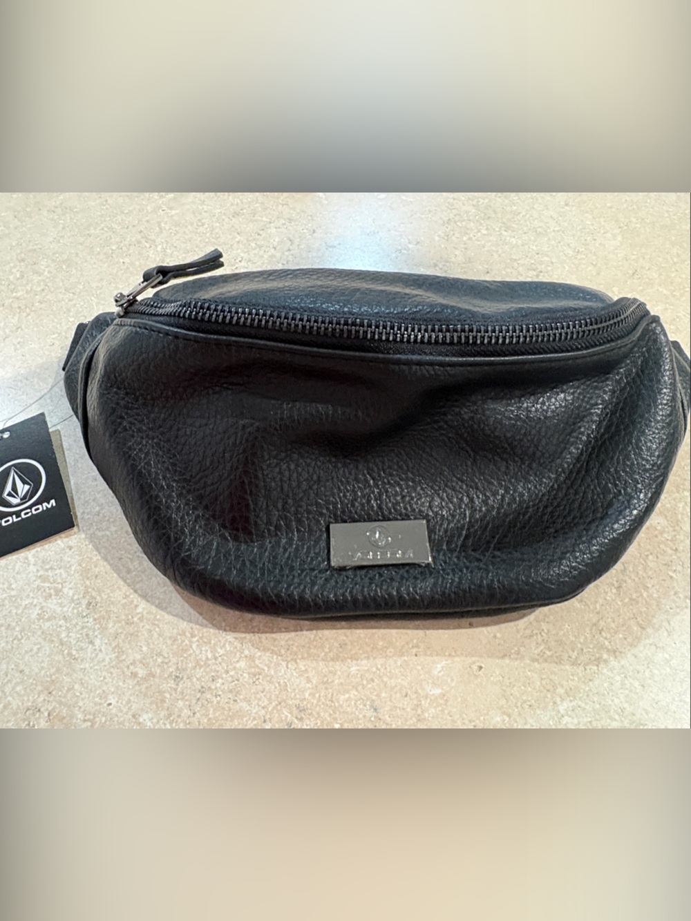 NWT Volcom Black Pebble-Grain Leather Belt Bag